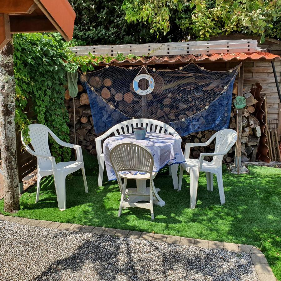 Bed and Breakfast Le Petit Manoir Vaux-sur-Mer Exteriér fotografie